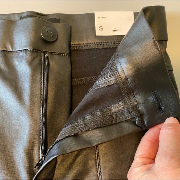 NWT ZARA Black Waxed Coated High Waist Leggings Trousers Size S Bloggers Fav. 1 - Picture 4 of 5